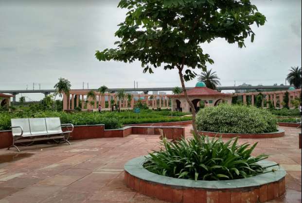 noida famous park